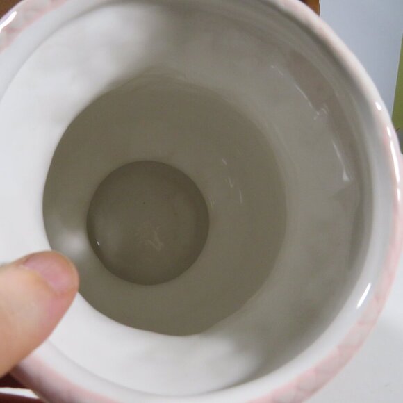 Elements Vase with Pedestal Base Ceramic Pink Rose with Diamond design embossed - Picture 9 of 14